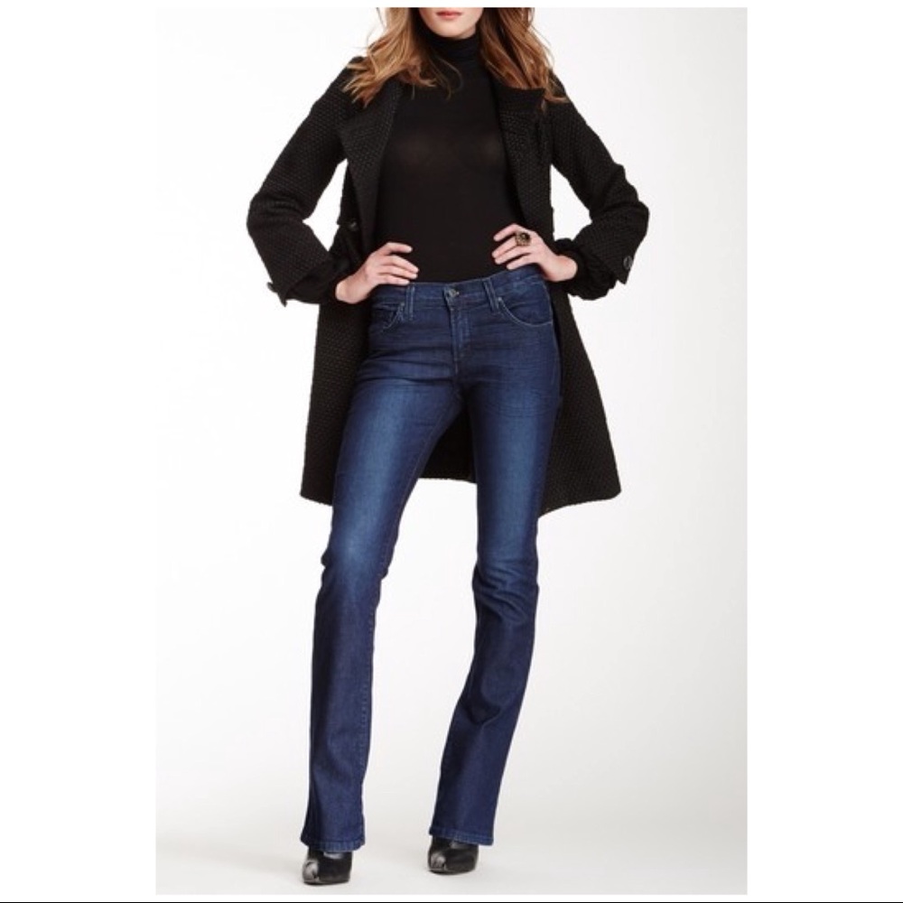 🌸 NEW ITEM James Jeans Slim Bootcut